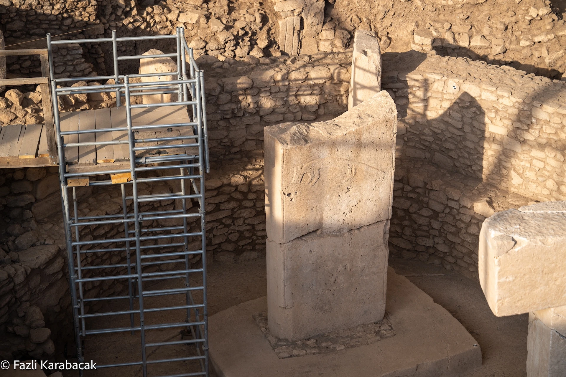Fox carving on the side of a T-shaped pillar at Göbekli Tepe