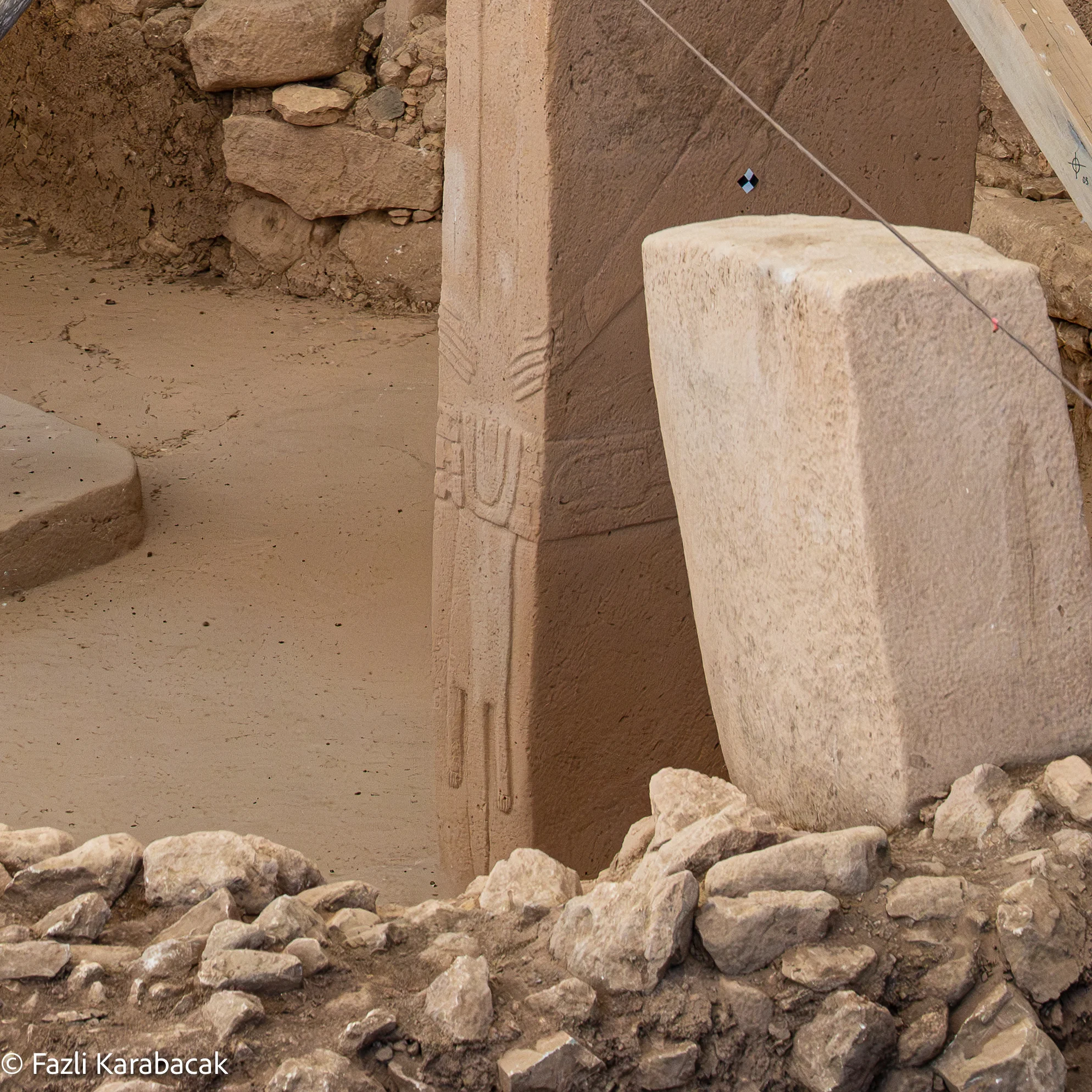 T-shaped pillars inside an enclosure at Göbekli Tepe